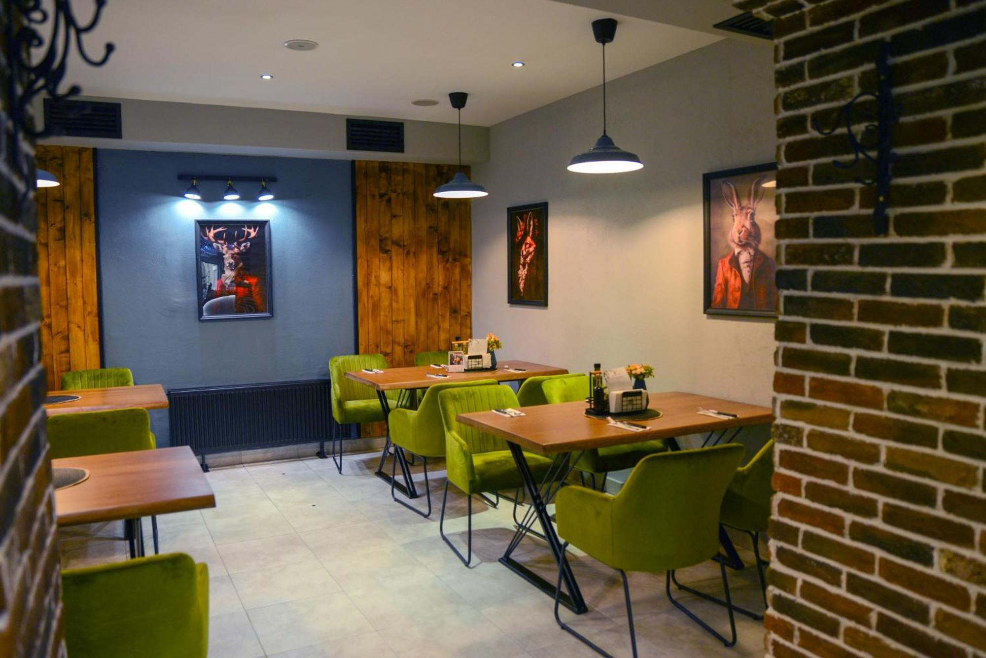 City House Family Hotel & Restaurant Ruse Exterior photo